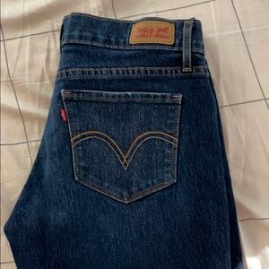 Levi 524 skinny jeans size 9